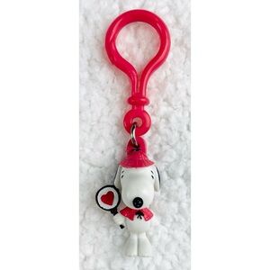 PEANUTS • White/Red 2012-2013 Snoopy Valentine’s Day Heart Detective Keychain